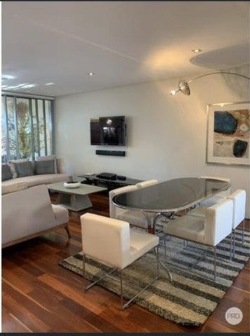 East Perth - Photo 3