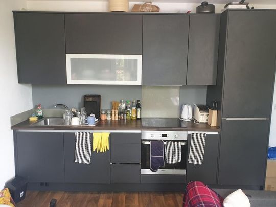 2 bedroom flat to rent - Photo 1