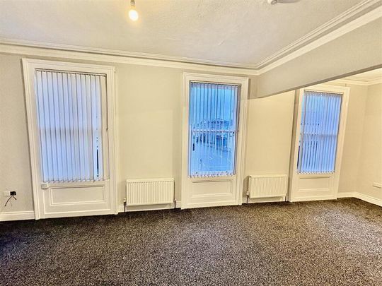 35a High Street, Donaghadee, BT21 0AH - Photo 1