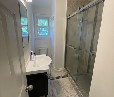 For Lease - 11 Byrne Boulevard, St. Catharines, Ontario - Photo 1