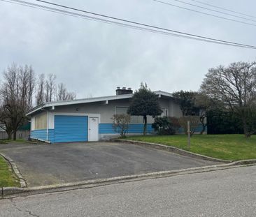 Full House with Big Backyard - Photo 1