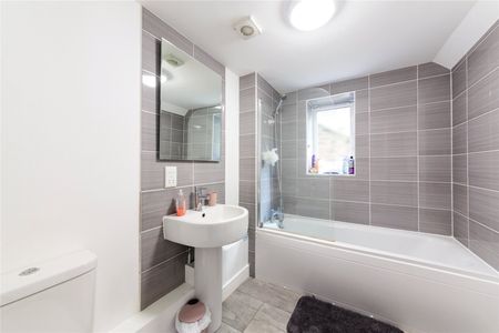 2 bedroom apartment to rent - Photo 5