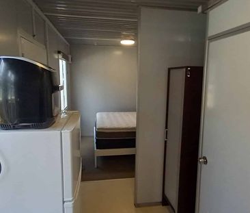 1 bedroom unit - Photo 2