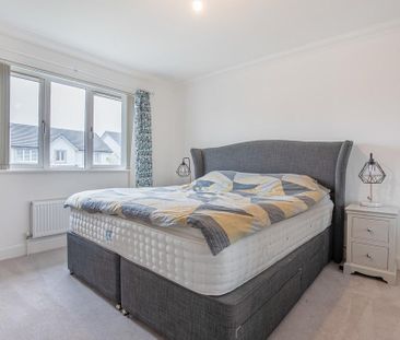 4 bedroom detached house to rent - Photo 5