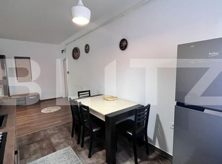 Apartament de lux, 2 camere, încalzire în pardoseală, garaj privat, zona centrală - Fotografie 3