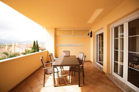 Apartamento en Marbella, Nueva Andalucia, alquiler - Photo 3