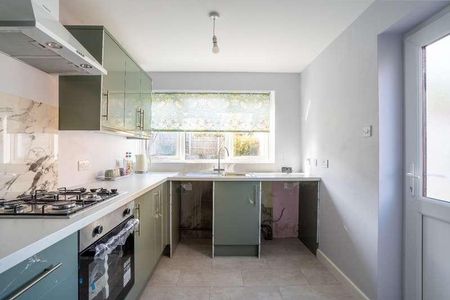 Oak Drive, Higham, Rochester, Kent, ME3 - Photo 4