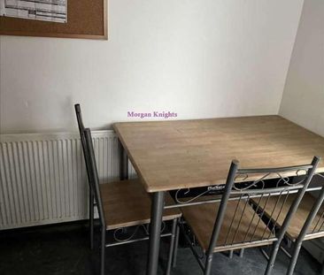 Chesterton Road, Plaistow, E13 - Photo 1