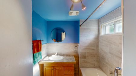 For Lease - 27-29 MAIN Street, Grey Highlands, Ontario - Photo 2