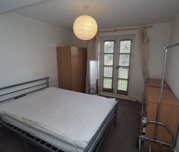 2 bedroom to let - Photo 5