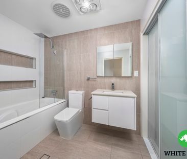 32 Rochelle Street, Moncrieff ACT 2914 - Townhouse For Rent | Domain - Photo 3