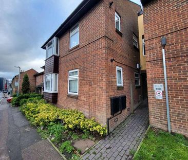 Dumfries Street, Luton, LU1 - Photo 1