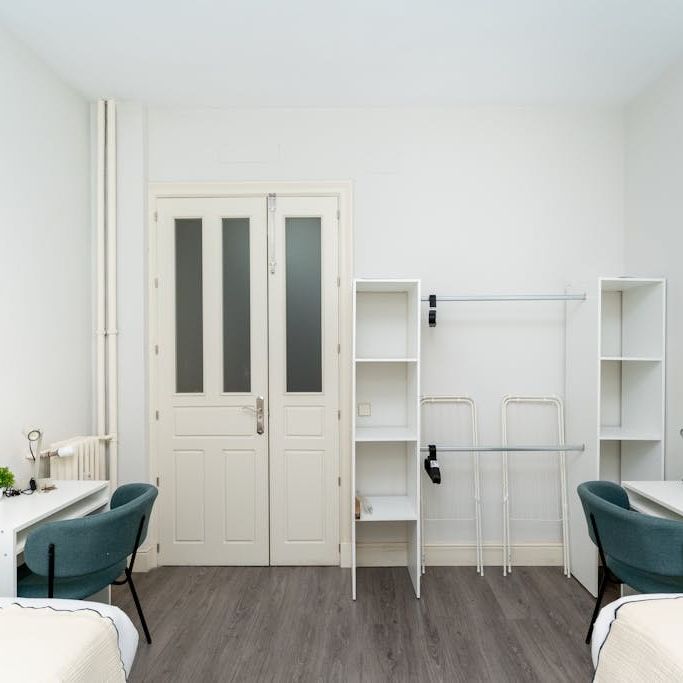 Calle de Blasco de Garay, Madrid, Community of Madrid 28015 - Photo 1