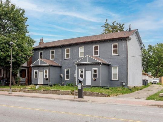 For Lease - 166 Main Street Unit# 2, Brampton, Ontario - Photo 1