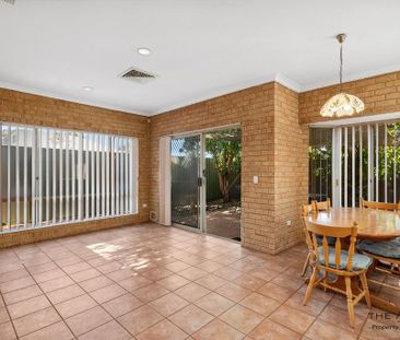 Welcome to 15 Clydesdale Street, Alfred Cove! - Photo 6