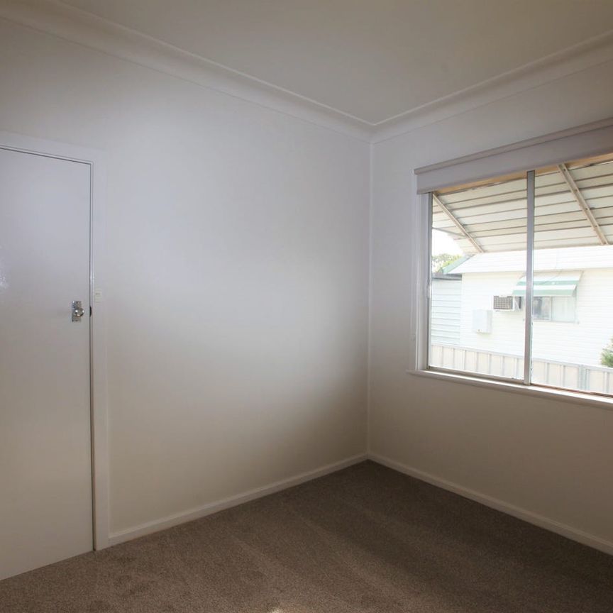 Convenience On Your Doorstop - Photo 1