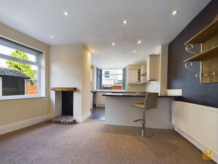 2 bedroom semi-detached house to rent - Photo 2