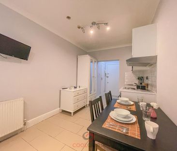 Studio to rent - Photo 5