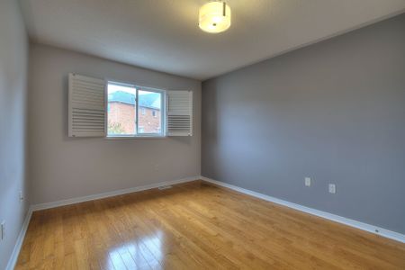 For Lease - 9 Picnic Street, Richmond Hill, Ontario - Photo 5