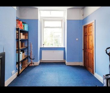 Room in a Shared House, Cleveland Road, M8 - Photo 5