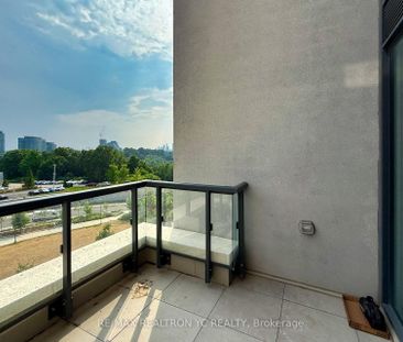 For Lease - 20 Inn on The Park Unit# 436, Toronto, Ontario - Photo 6