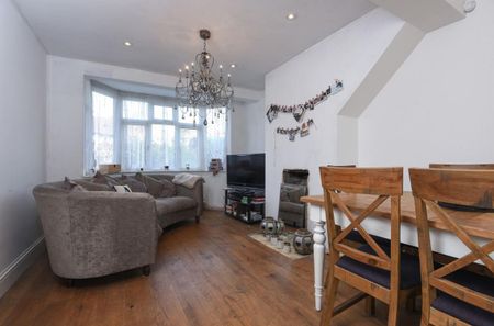 Jevington Way, London, SE12 9NF - Photo 5