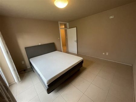 Appartement te huur - Foto 4
