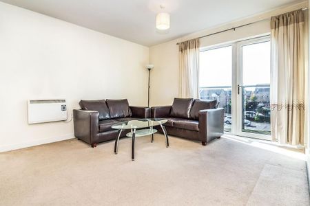 2 bedroom apartment to rent - Photo 2