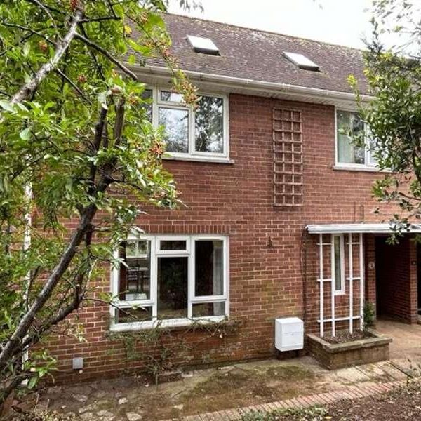 Mincinglake Road, EX4 - Photo 1