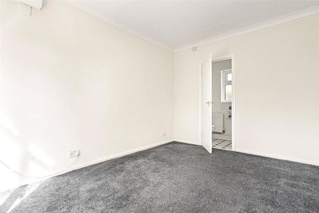 3 bedroom bungalow to rent - Photo 2