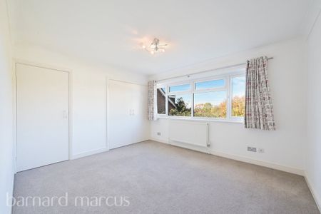 Church Meadow - Photo 4