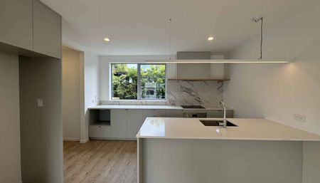 Brand new three bedroom home - Photo 5