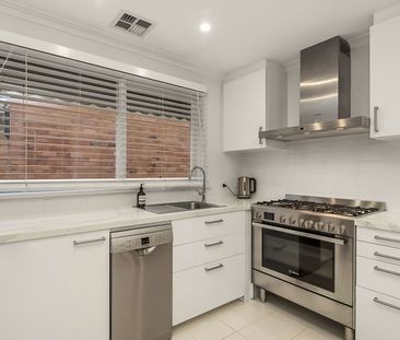 33 Louise Street, Heidelberg VIC 3084 - Photo 5