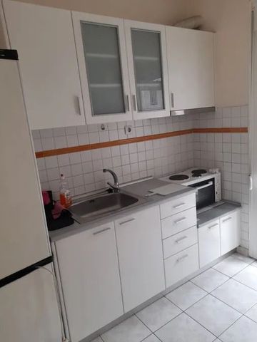 Studio/Γκαρσονιέρα για ενοικίαση Άνω Αναγέννηση (Νεάπολη) - Photo 4