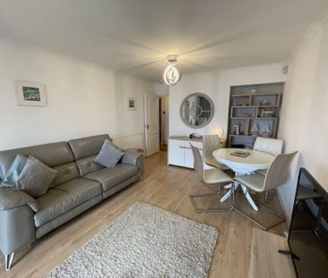 Crawshay Court, Swansea, SA3 - Photo 4