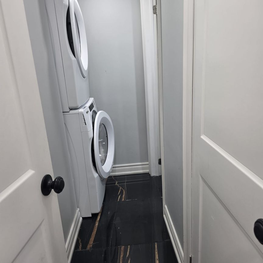 For Lease - 468 Veterans Drive, Brampton, Ontario - Photo 1