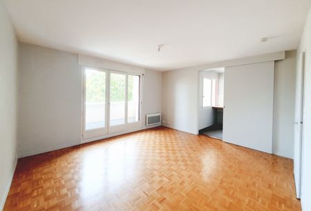 T1 de 33 m² – cuisine aménagée et balcon - Photo 4