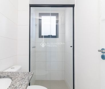 Apartamento com 2 quartos e 45m² para alugar em Lomba do Pinheiro, ... - Photo 2