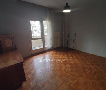 Kiadó jó állapotú panel lakás - Pécs - Fotó 2
