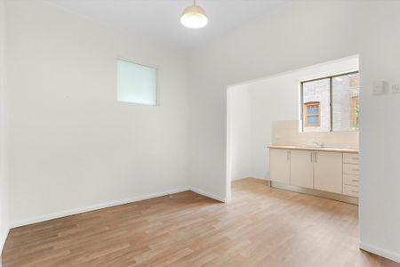 Ideal Location - Photo 2