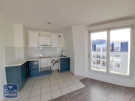 Location Appartement 2 pièces 50m² CORBEIL ESSONNES 91100 - Photo 4