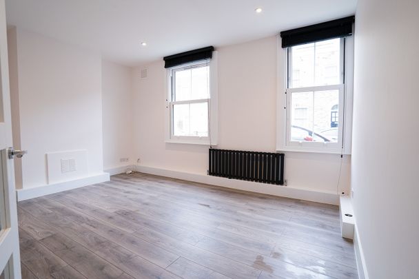 1 Bed Flat, Smyrks Road, SE17 - Photo 1