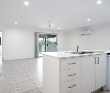 Perfect 4 Bedroom Home! - Photo 3