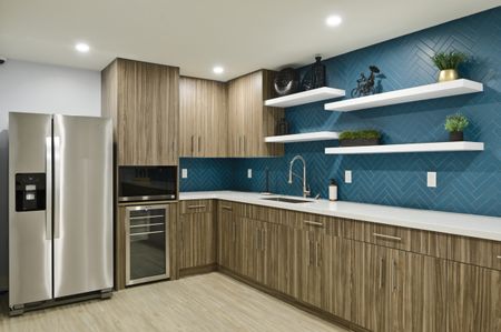 Huntley Apartments - Photo 4