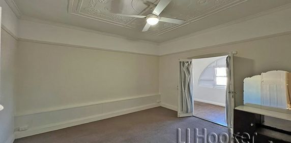 Convenient Location - Photo 2