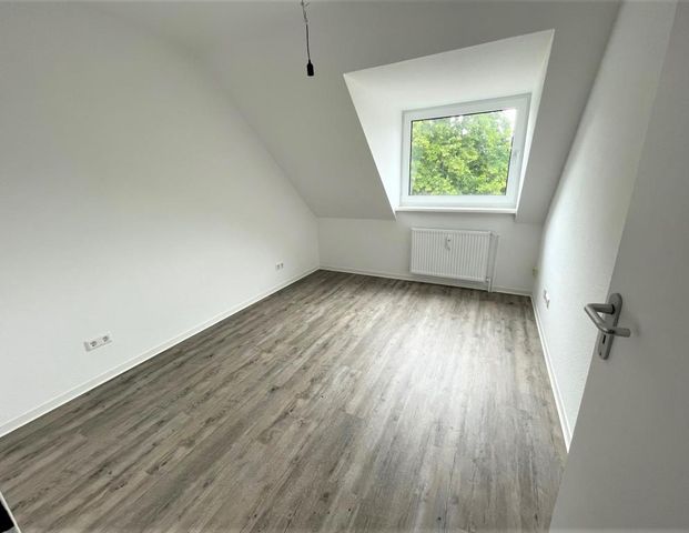 Küchenübernahme möglich! 3-Zimmer-Wohnung mit Klick-Vinyl in Wolfsburg Vorsfelde - Photo 1