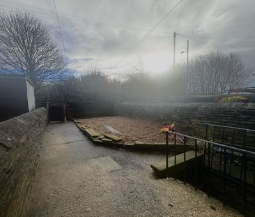 Lister Avenue - Photo 2