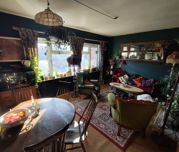 2 Bed Flat, Goffenton Drive, BS16 - Photo 2