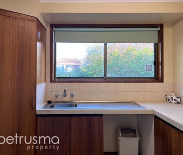 Choice living on Channel - Photo 3