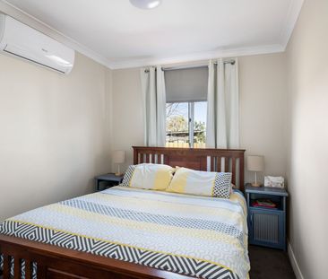 FULLY FURNISHED IN PICCADILLY! - Photo 3